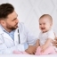 Infekcje i dolegliwości u niemowląt i małych dzieci – jak je leczyć?